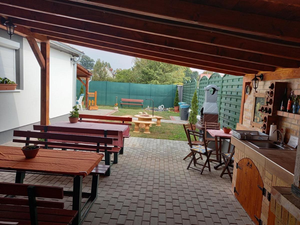 Hotel Jucus Vendégház Zalahaláp Esterno foto