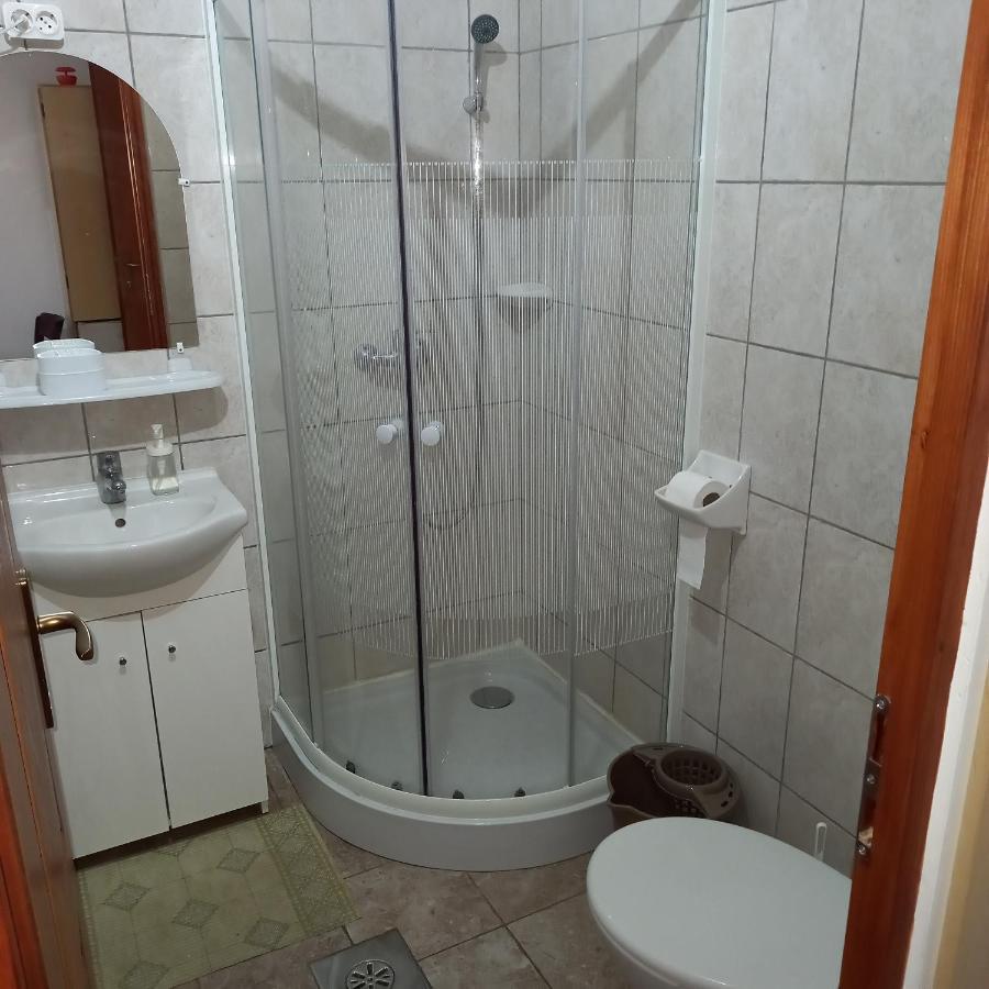 Hotel Jucus Vendégház Zalahaláp Esterno foto